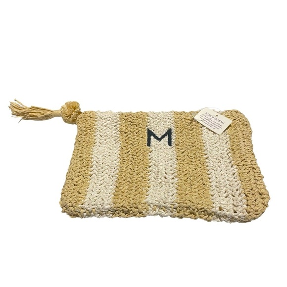 Mark and Graham
Raffia Clutch with monogram M
10”W x 7”H - Picture 1 of 7